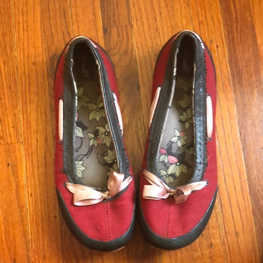 Teva Slip On Canvas Moccasins Sz 6.5